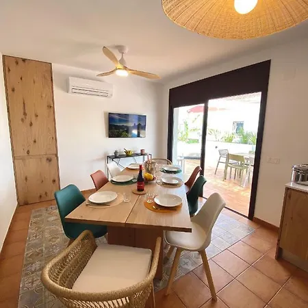 Villa Casa Vela Blanca Vista Al Mar - - Cambrils
