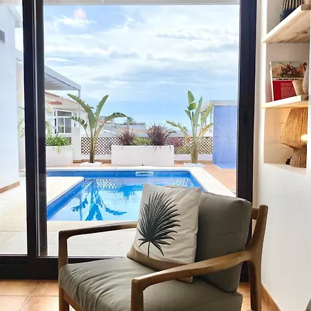 Casa Vela Blanca Vista Al Mar - - *